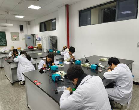 2025-11-16 17:48:09.200000